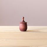 Grapat Wunschbox "Little Things" in rot, eine kleine Holzdose mit Deckel zum Kreiseln.