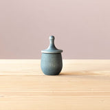 Grapat Wunschbox "Little Things" in blau, eine kleine Holzdose mit Deckel zum Kreiseln.